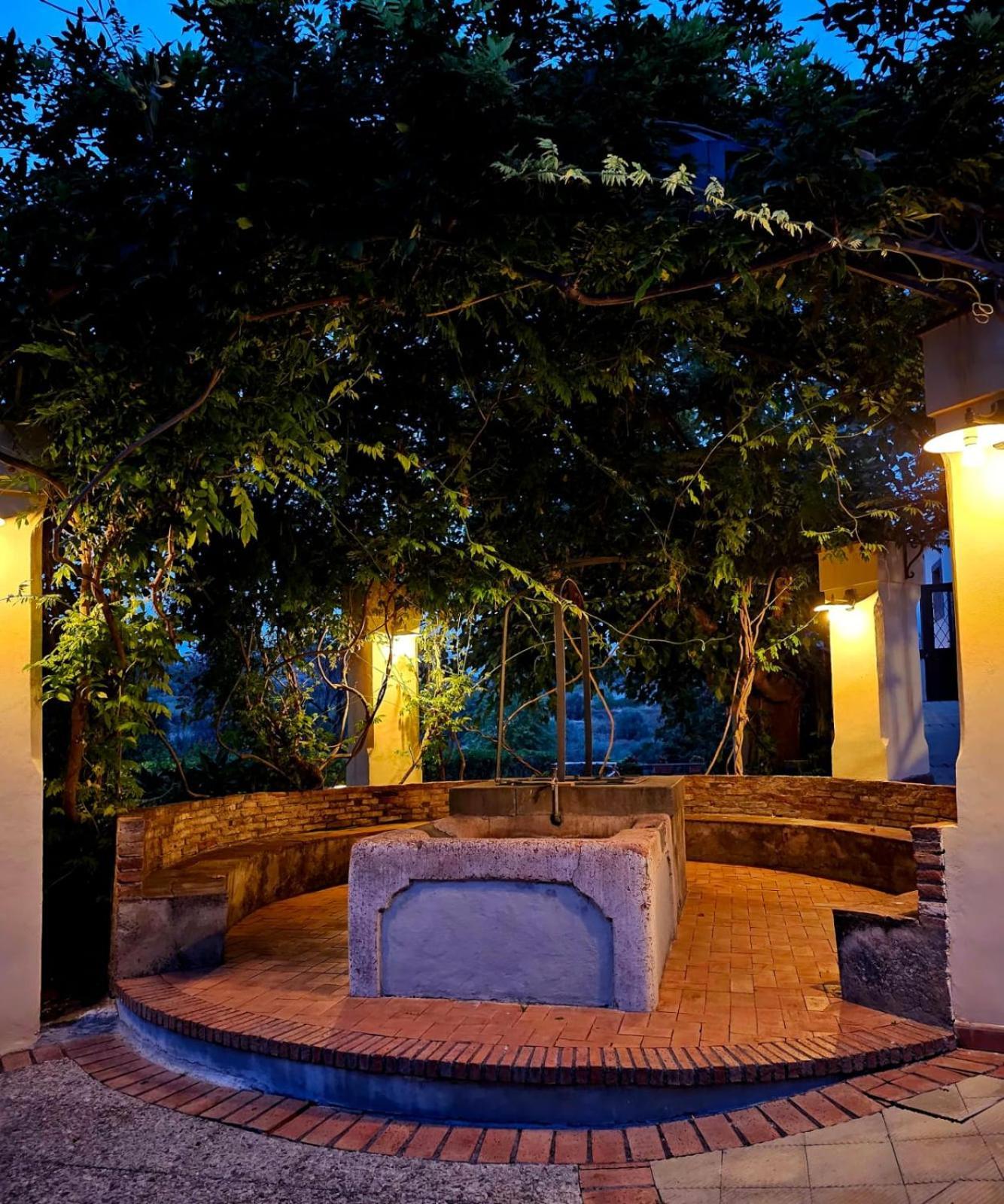 Antico Borgo Etneo Country Hotel Calatabiano Eksteriør bilde