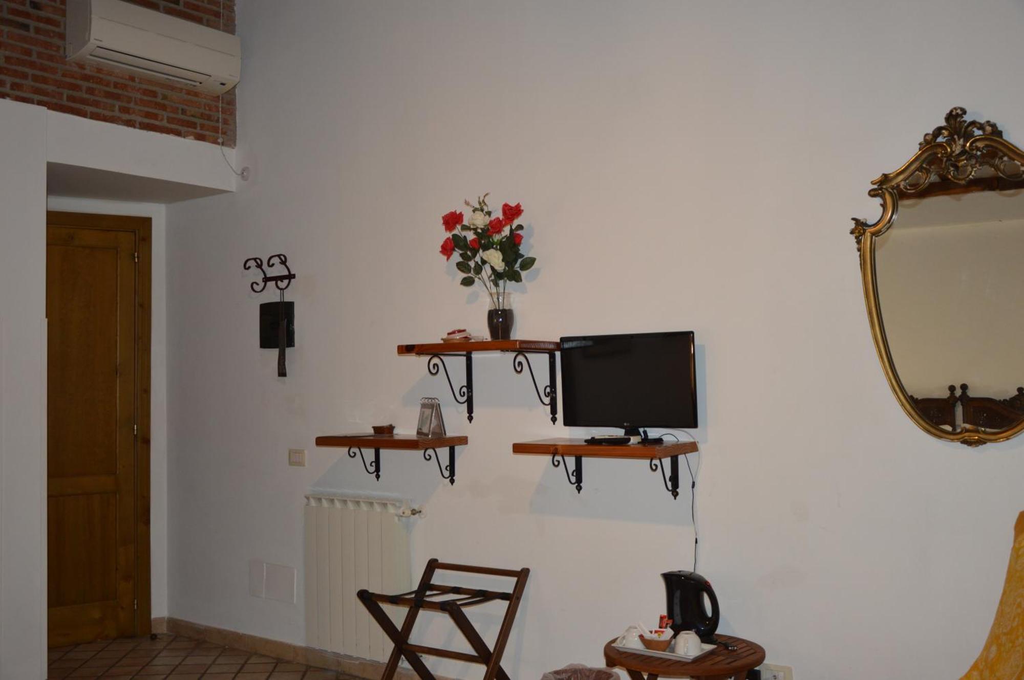 Antico Borgo Etneo Country Hotel Calatabiano Eksteriør bilde